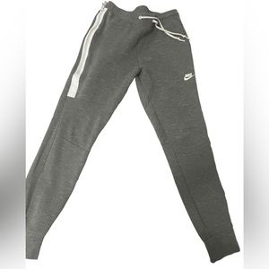 Men’s Nike sweatpants size small